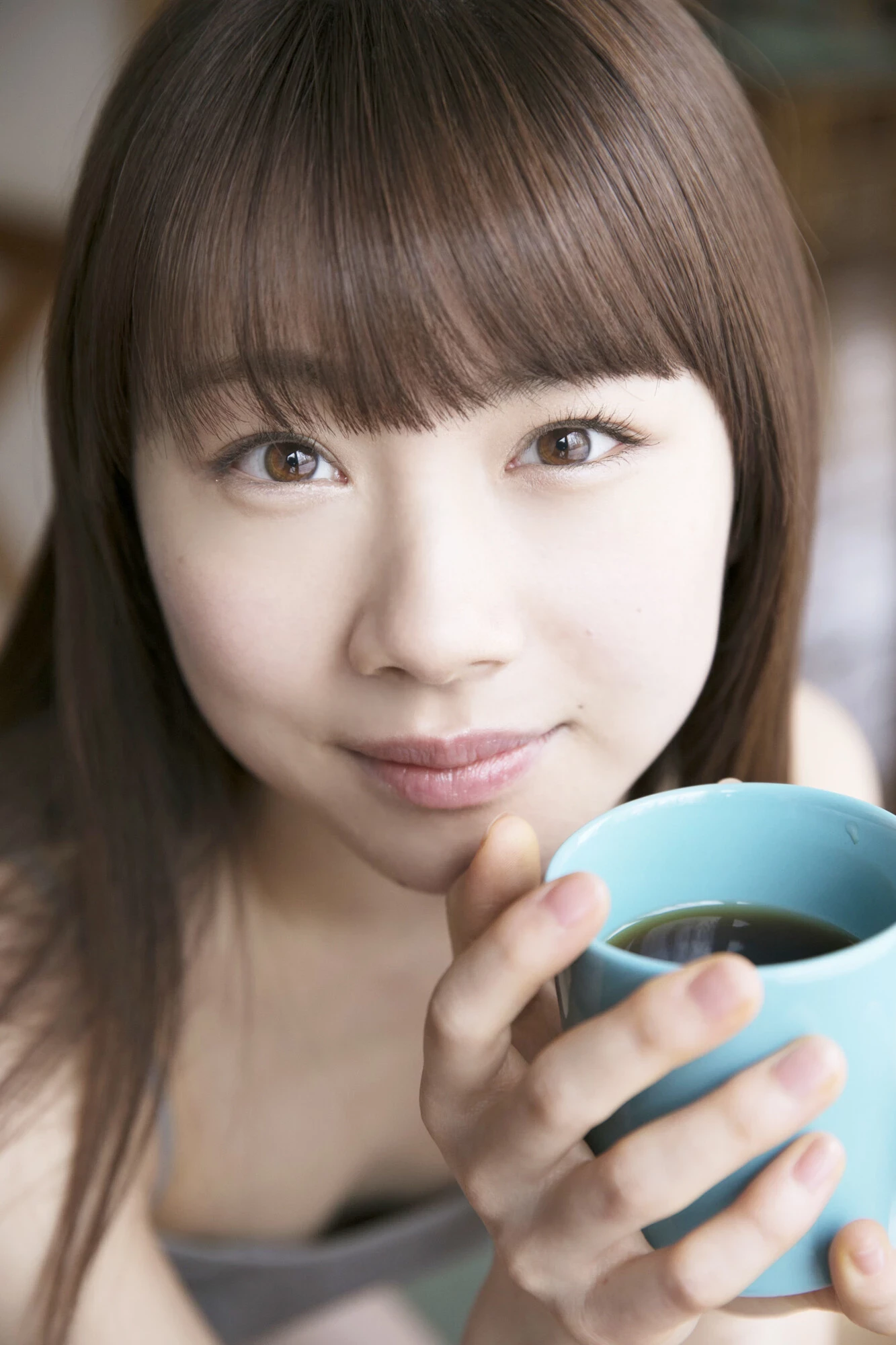 石田亜佑美 露出灿烂甜笑 征服粉丝心